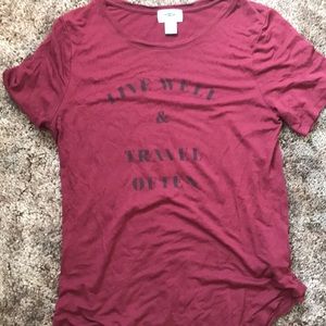 Old Navy tee- live well travel often